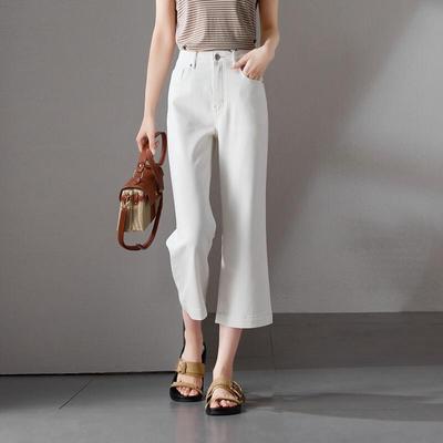 SOFSIL Women's White Relaxed Fit Cropped Flared Jeans
