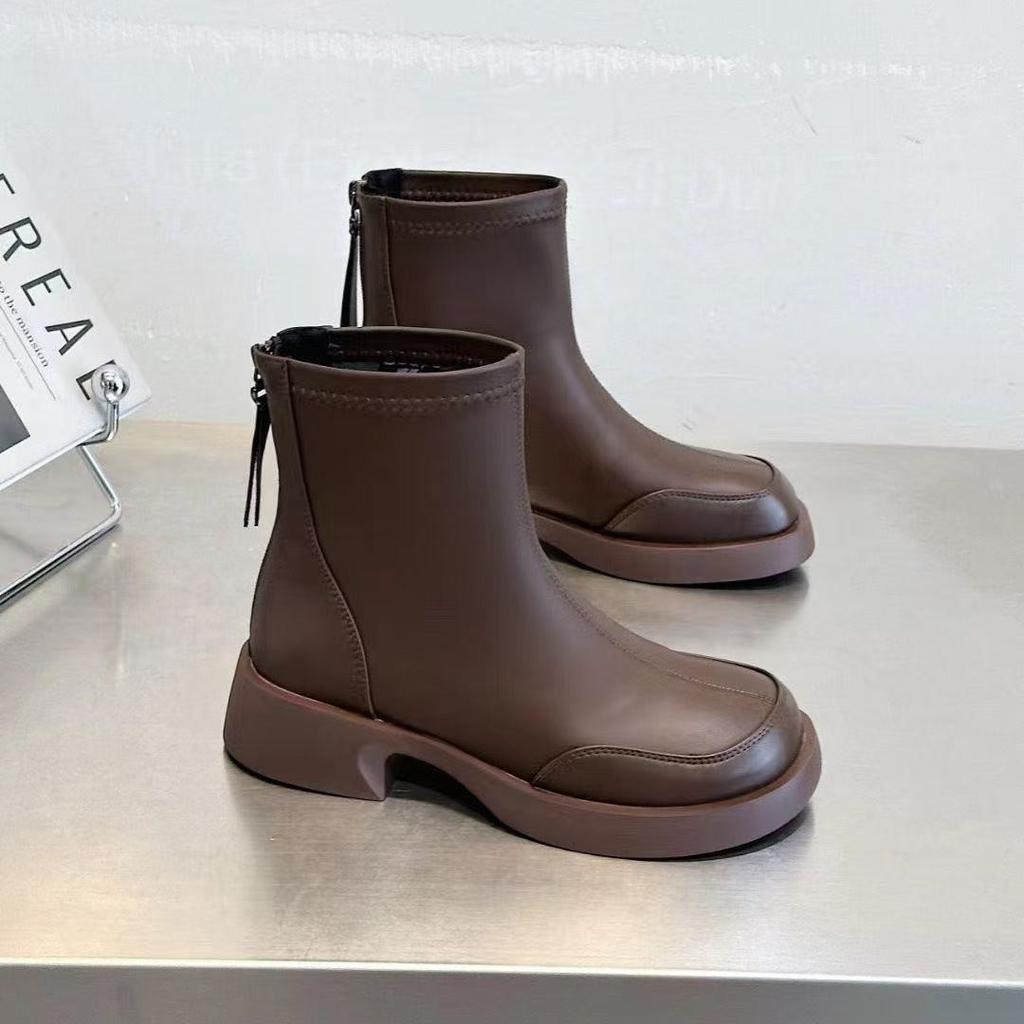Thick soled elastic boots for women in winter  thick cotton soft leather short boots 2025 new British style retro boots