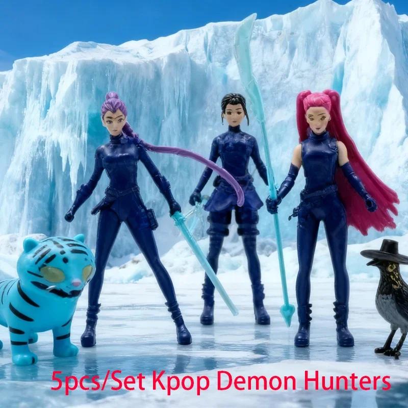 5 Stück PVC Cartoon Gaming Zubehör Schreibtisch Dekoration Sammlungsfiguren Modell Spielzeug Für Kind,,,Set Kpop Dämonenjäger Figuren Modell Spielzeug