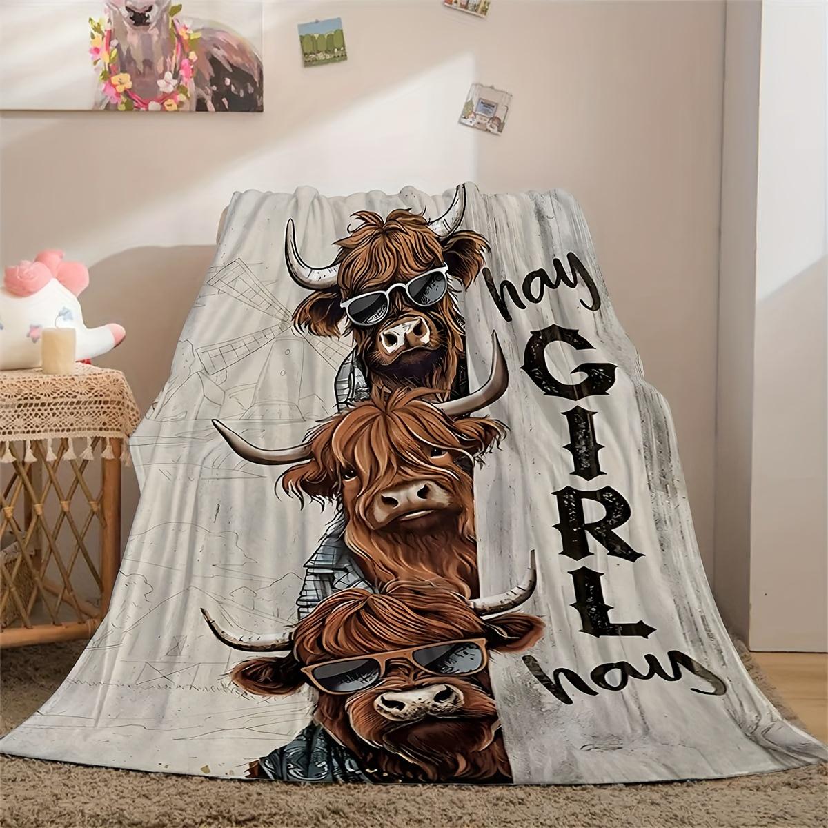 

Highland Cow Flannel Throw Blanket,Soft Warm Cow Print Blanket for Sofa Bed,Farm Animal Decor Office Camping Travel Cozy Gift 100x150cm