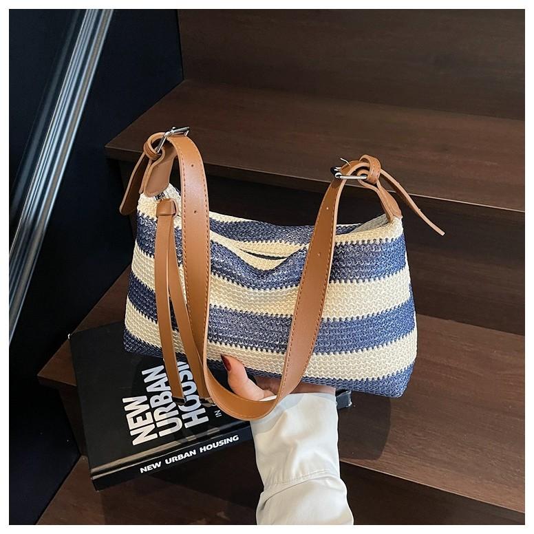 IELGY Ladies Messenger Bag Woven Fashion Vacation Shoulder Large Capacity Straw Bag