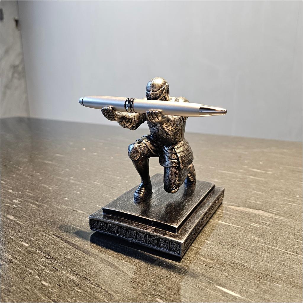 Executive Knight Resin Pen Holder  Unique Desk Accessory for Graduation  Birthday Gifts, Office Decor, Creative, Desktop Accessories