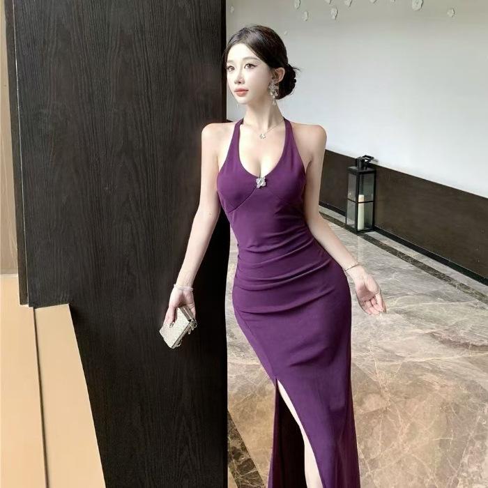 Design halter neck dress female summer royal sister style slim dress long dress black temperament hip skirt