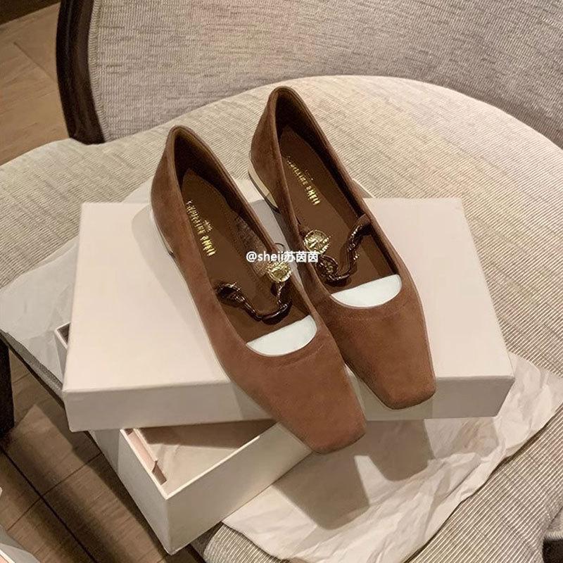 

Су Иинь, девушка из Цзяннаня~ Осенние туфли Мэри Джейн на плоской подошве с квадратным носком и маленькой золотой монеткой Женские туфли Дубао для работы 40