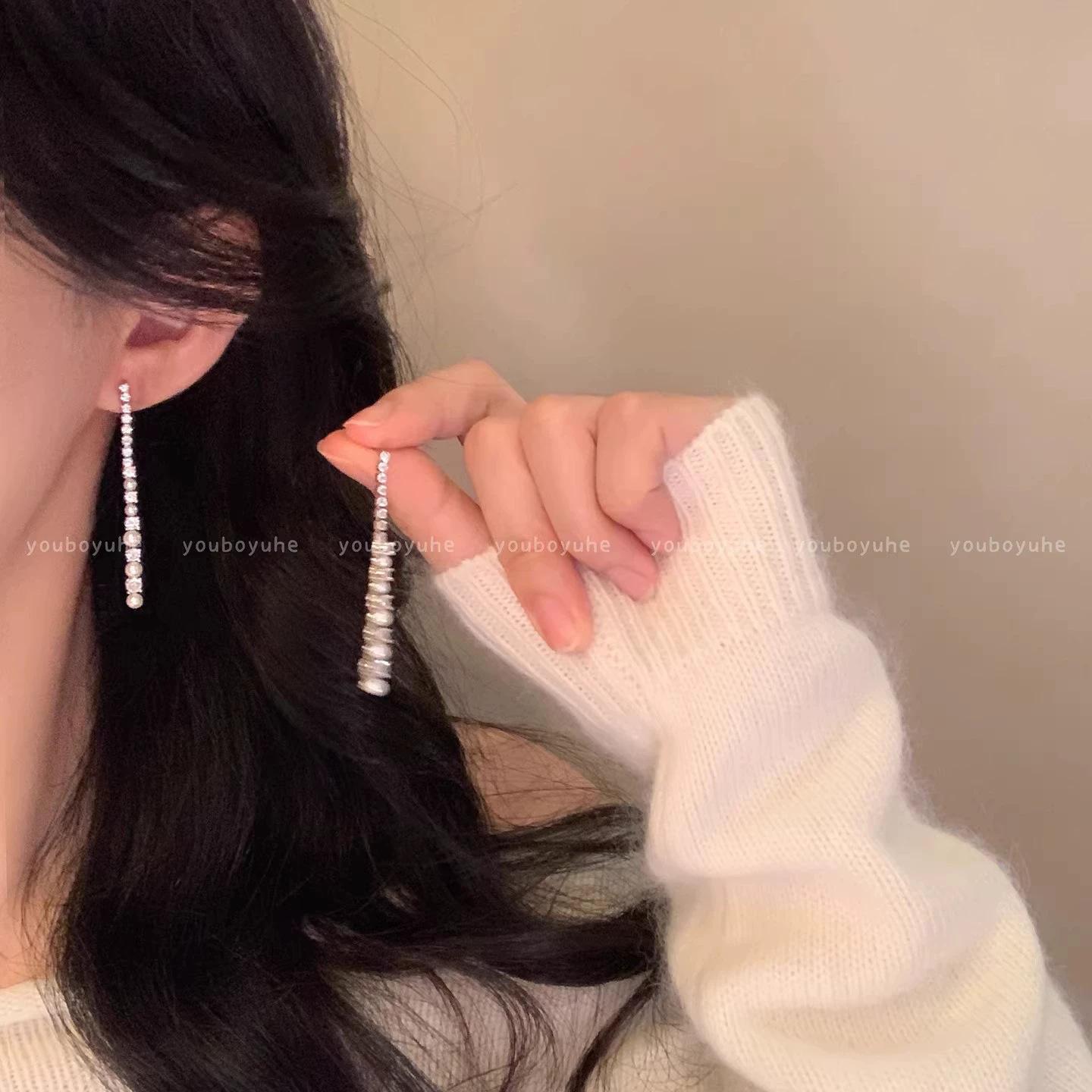 Серьги с бахромой из бриллиантов и жемчуга, серьги с серебряной иглой, атмосферные серьги, подчеркивающие темперамент