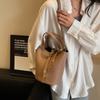 IELGY Lychee Pattern Portable Bucket Bag Ladies High-End Retro Vegetable Basket Bag Korean Version One-Shoulder Underarm Bag