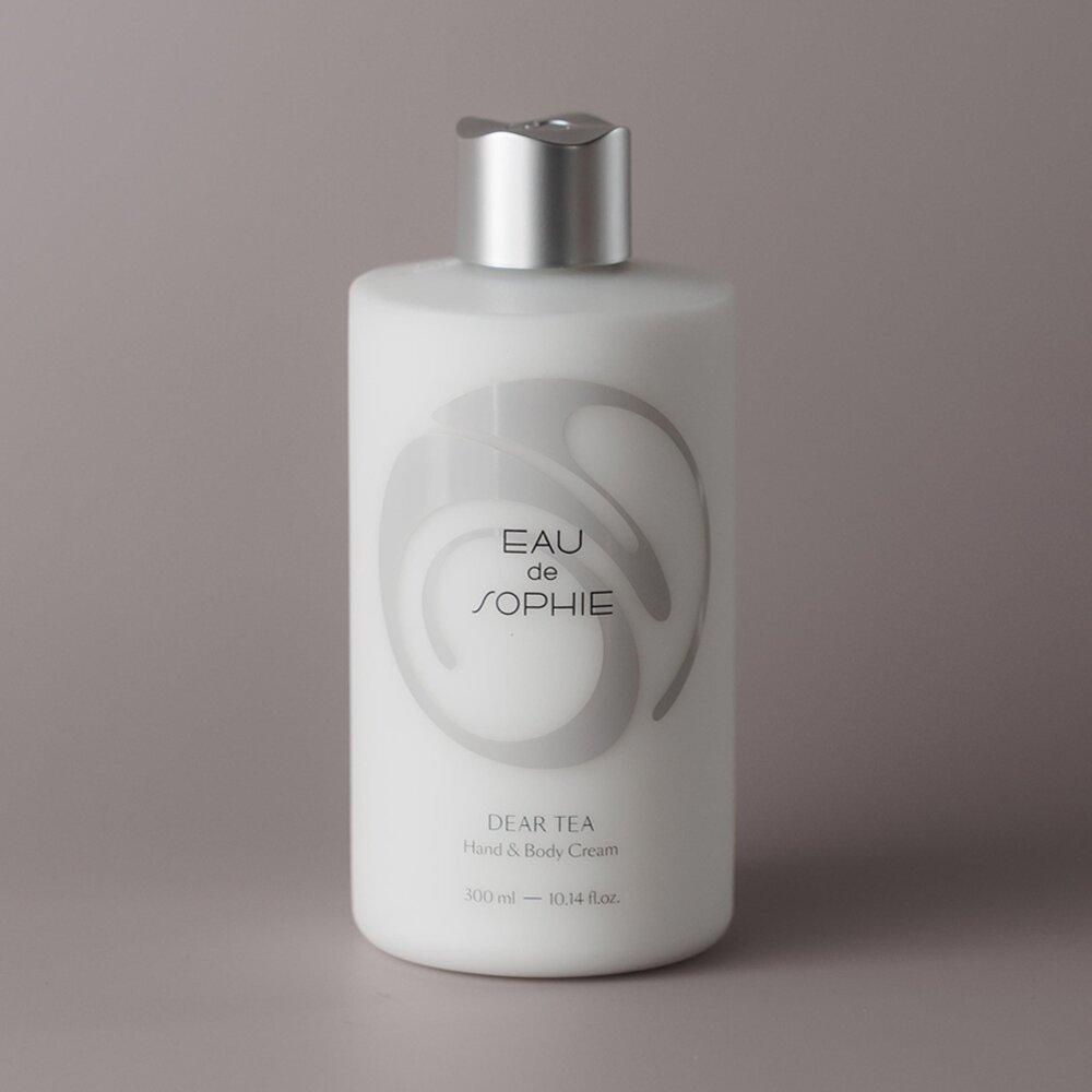 

EAU de SOPHIE Dear Tea Hand & Body Cream 300mL
