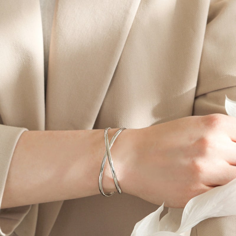 LAZYDAWN cross layered bangle B040