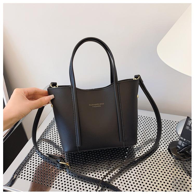 Wholesale Handbag Women's 2025 Autumn New Tote Bag Large Capacity Crossbody Shoulder Bag Hand Carrying Bucket Bag