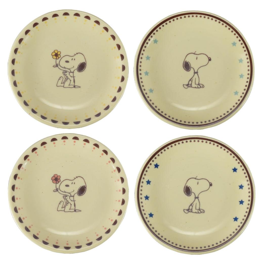 PEANUTS Snoopy Small Set of Side Bread Microwave and Dishwasher Safe Made In Mino Yamaka Plates, 4, Plates, Plates, 15.5cm Diameter, (Vintage Series),