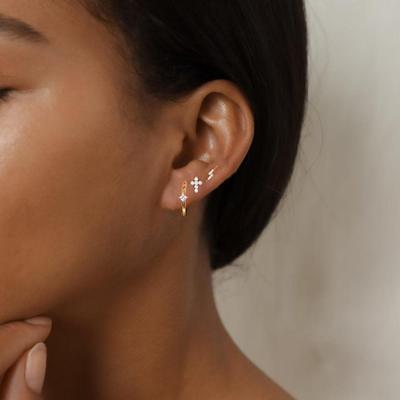 Jewelry Hot-Selling Creative Zircon Lightning Cross Stud Earring Set: Niche Design Accessories