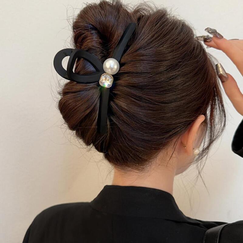 Women s Matte Slim Cubic Hair Clip A33036_Black