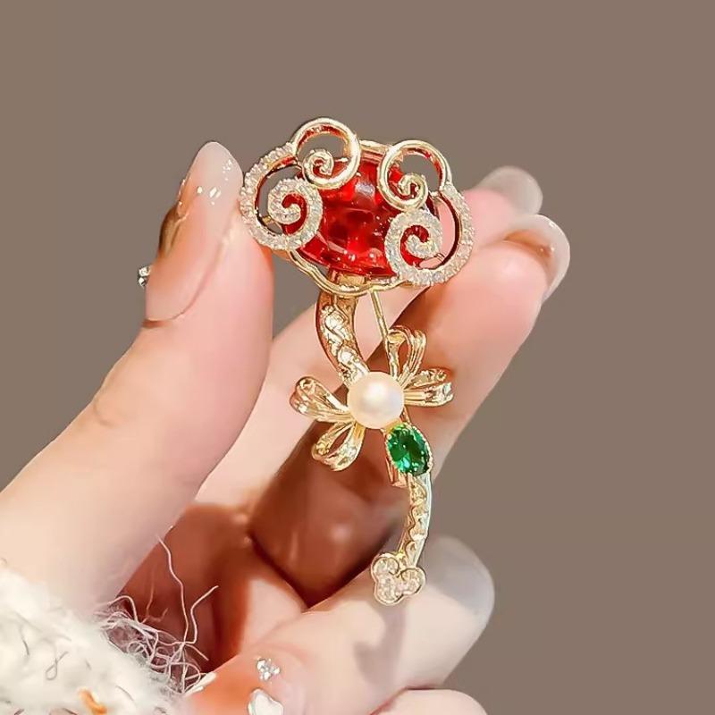 

Брошь Жуи для женщин, Высококлассная, Изысканный жемчуг, Элегантная брошь, Легкая роскошь, Нишевая, Брошь с высоким чувством дизайна