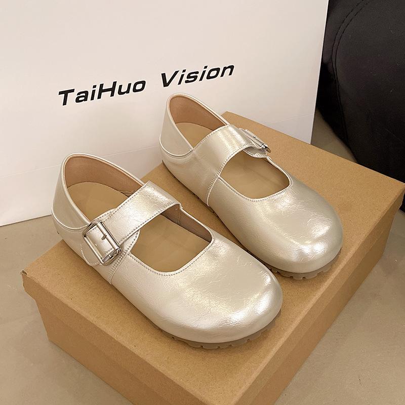 

Summer comfortable round head soft sole with skirt French Mary Jane shoes women s versatile 2025 new shallow mouth flat sole single shoe 40 шампанского