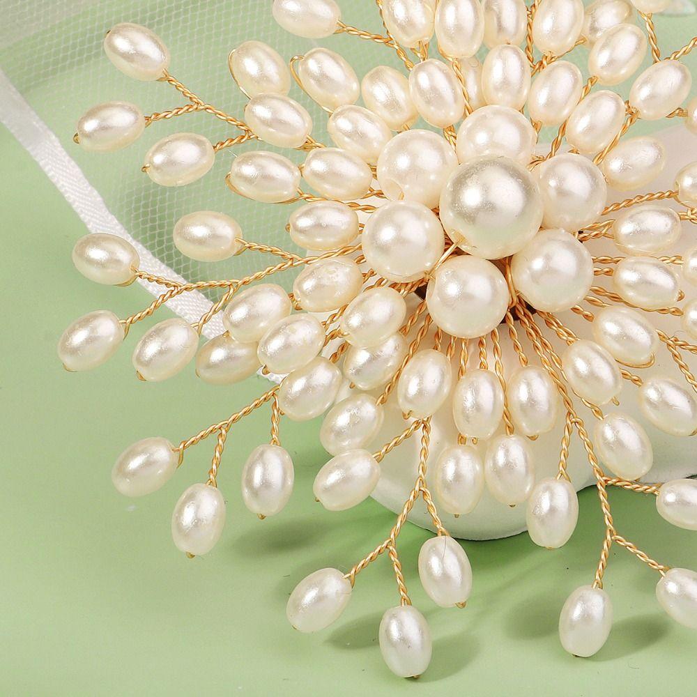 Elegant Pearls Badge Exquisite Luxury Sense Brooch Clothes Accessories Banquet Clothes Pin  Daily