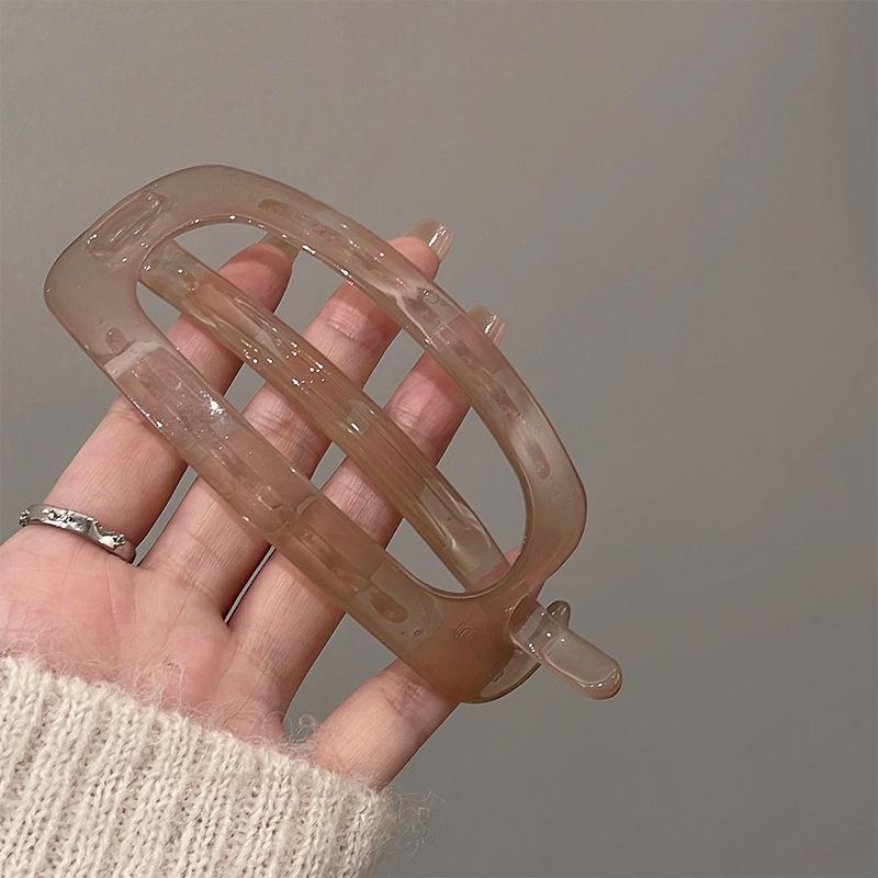

Simple oval hairpin, women s hair volume is more fashionable, twist clip on the back of the head, one-word clip temperament, hair accessories
