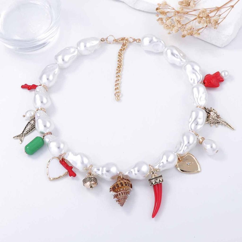 Fashion Baroque Imitation Pearl Alloy Heart-shaped Necklace Pendant For Women