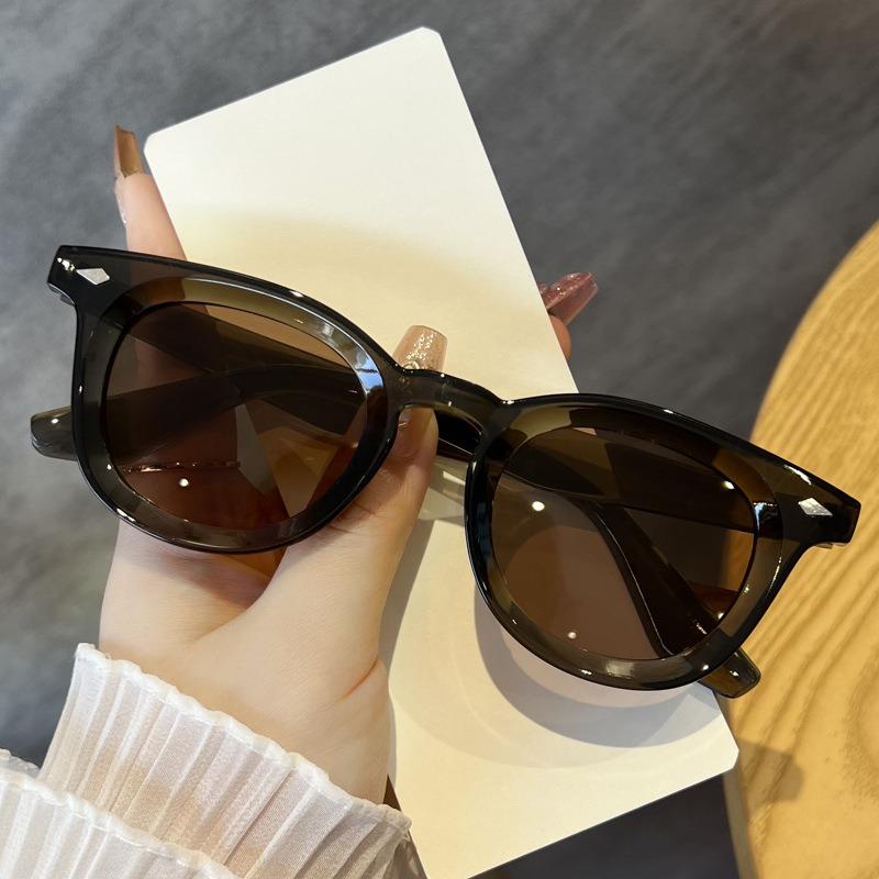 New Small Frame Round Women'S Sunglasses Fashion Women Men Street Photography Eyeglasses Sunshade Ellipse Uv400 Eyewear