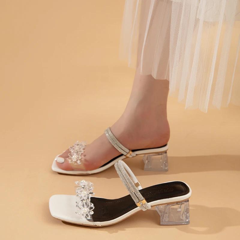 2024 Hot Selling Fashion Women's Flower Decorated Versatile Solid Color Flat Bottom Women's Slippers Open Toe Women's Slippers