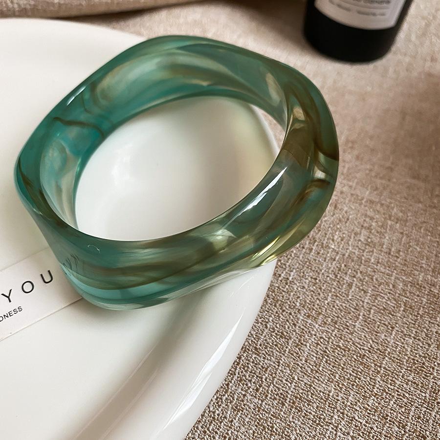 European and American color geometric resin bracelet, summer fresh and versatile bracelet, fashionable personalized simple jewelry