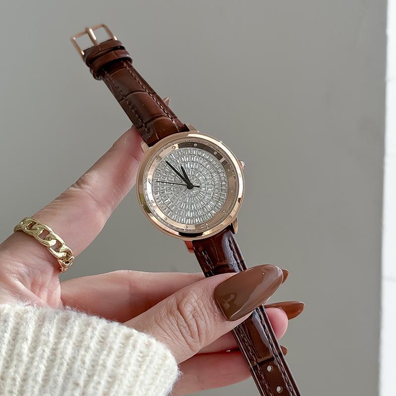 Fashion Strap Diamond Watch Ladies Full Diamond Watch Feminine Leather Strap Rose Gold Diamond Face Diamond