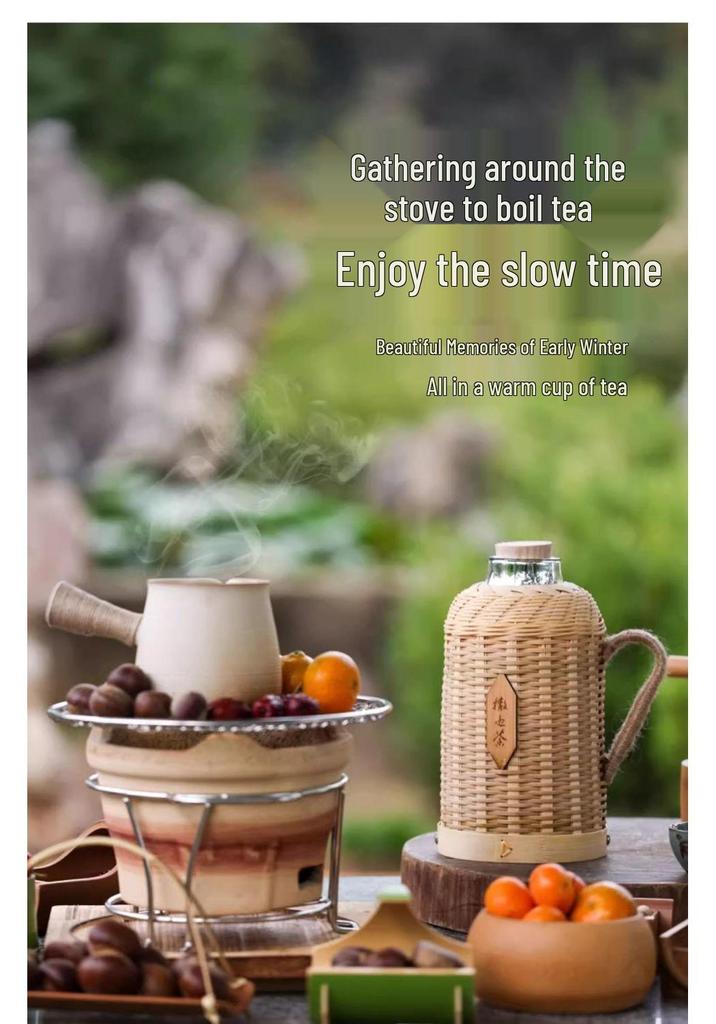 Retro Bamboo Woven Thermos: Nostalgic Glass Liner Insulated Kettle