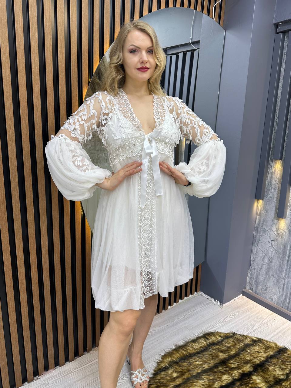 

Белая короткая кружевная ночная рубашка, комплект из 2 халатов Standart белый