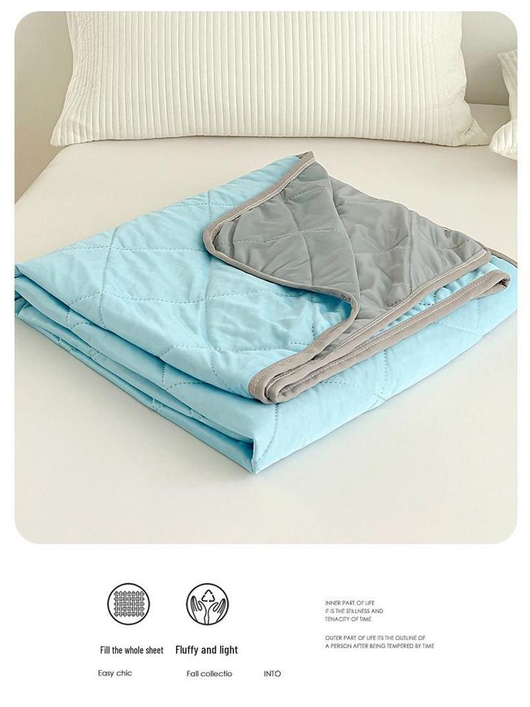 Cooling Ice Silk Summer Quilt - Lightweight, Washable, Solid Color for Single/Double Beds