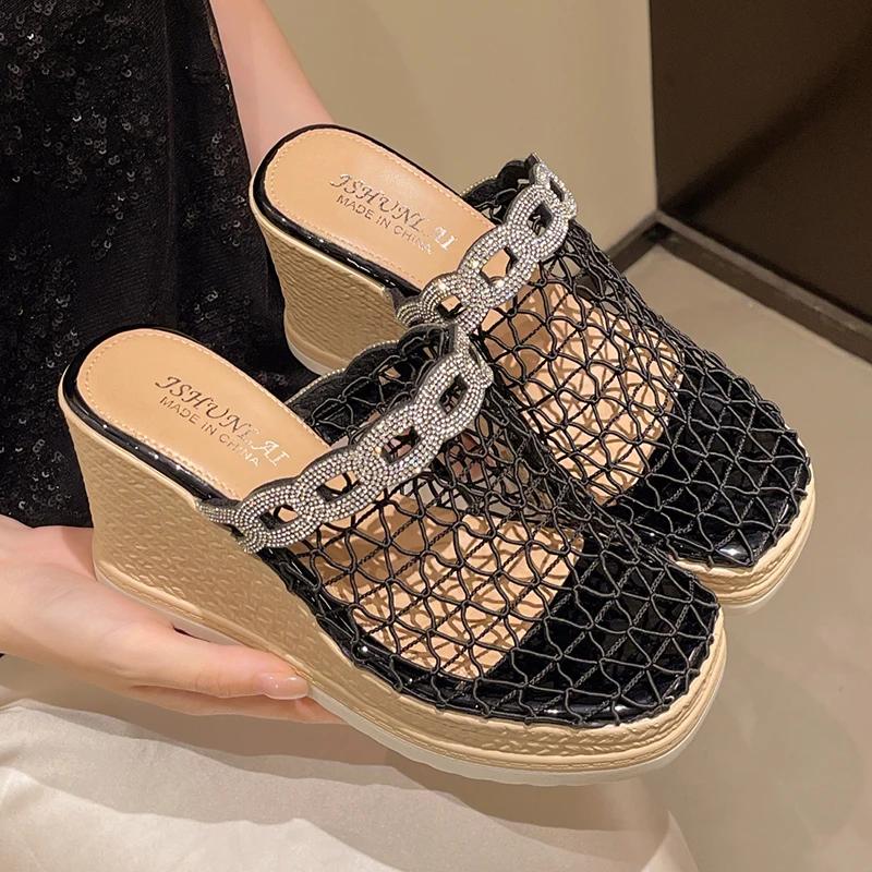 Fashion Women's Closed Toe Wedge Heel Sandals Fashion Hollow Mesh Thick Sole Slippers Woman Summer Shiny Crystal Chunky Platform Sandals