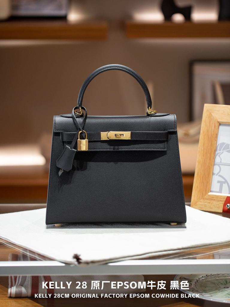 28 Second-Generation Cowhide Tote Bag Large Capacity Handbag Fashion Single Leather Decoration Womens Bag