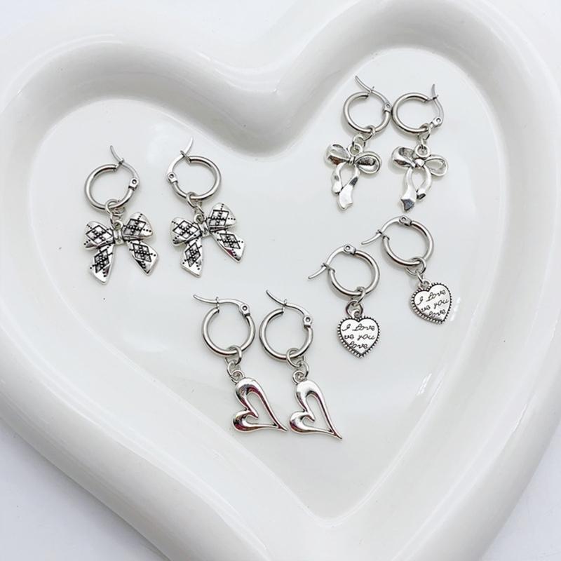4Pairs Elegant Heart Shaped Earrings Unique and Fashionable Butterfly Hoop Earrings Elegant Earwear Accessory for Women