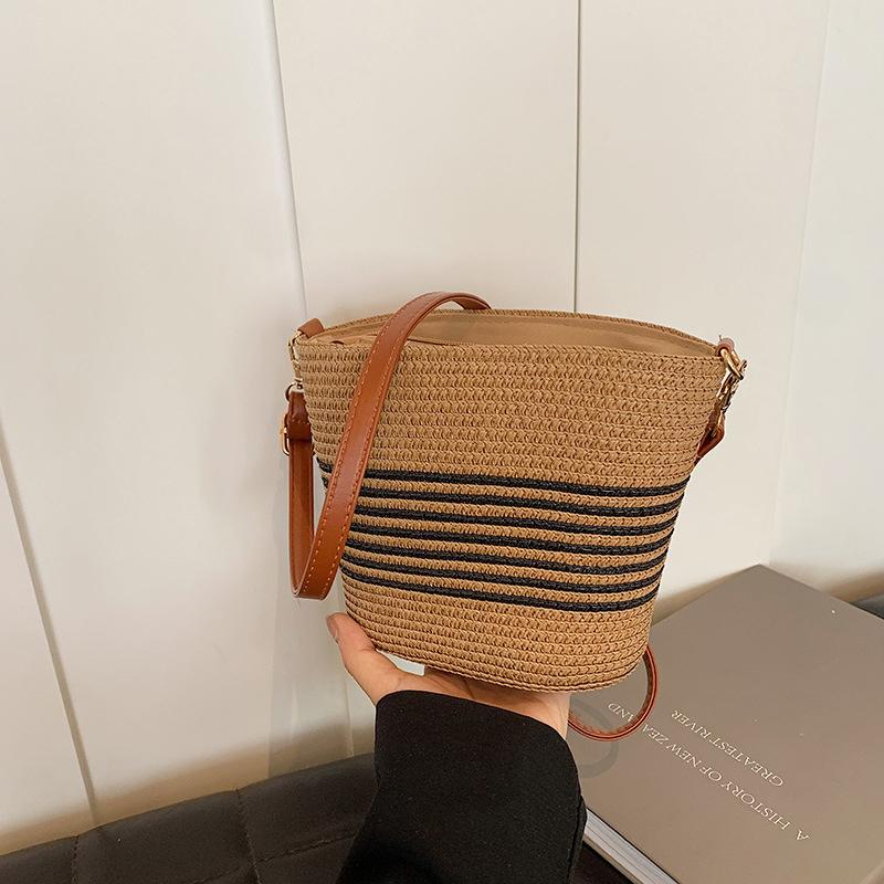 

Летние соломенные плетеные сумки через плечо для женщин в полоску, повседневные, в богемном стиле, для пляжа, женские сумки для покупок, сумка через плечо 25x8x15cm чёрный