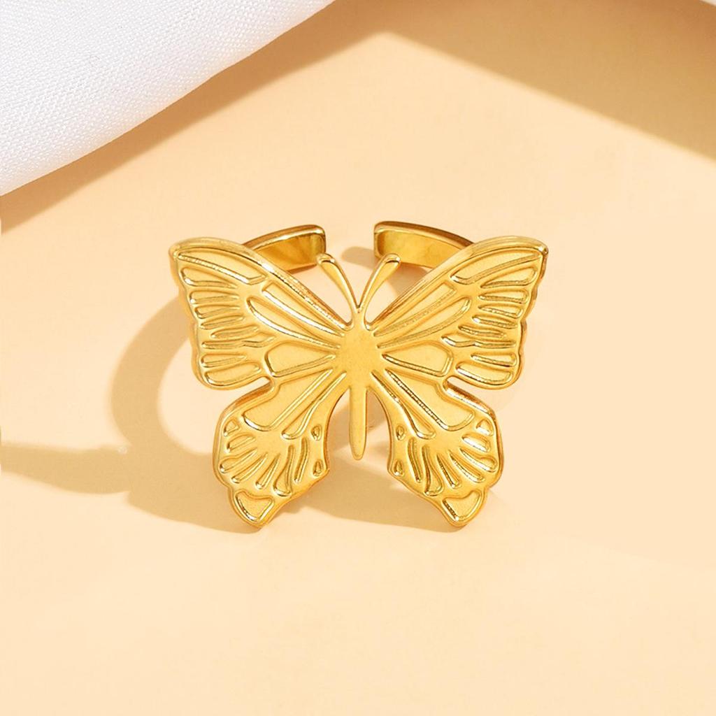 Retro Elegant Butterfly Ring: Pastoral Style Adjustable Stainless Steel Jewelry for Women.