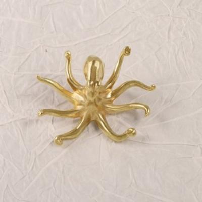 Goldfarbene Muschel Messinggriff Retro Möbelbeschläge Schranktürknöpfe Druck-Zug Einloch Kleiderschrank Schubladengriffe