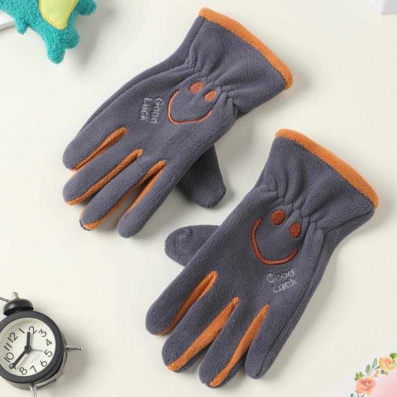 Children's men's and women's velvet autumn and winter Austrian velvet students riding skin-friendly outdoor warm and cold-proof cute cartoon gloves