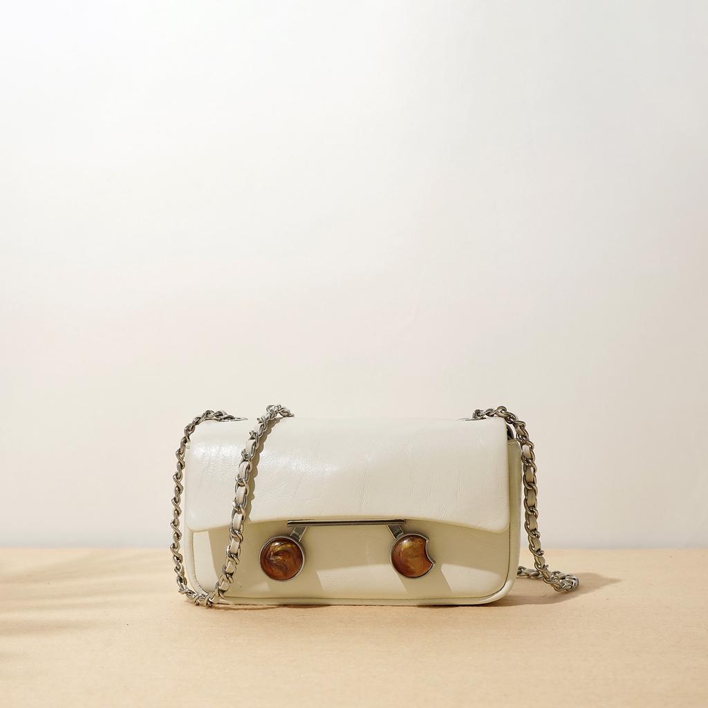 Nowa Niszowa Torba na Ramię Messenger ze Skóry Bydlęcej Prosta Mini Kwadratowa Torba Teksturowana Skóra Łańcuszek