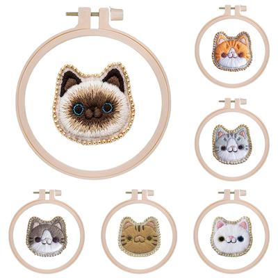 Katzenbrosche DIY Stickset 3,5x3,5cm Stickstich-Übungsset mit Stickrahmen Handnähset für Anfänger Geschenk