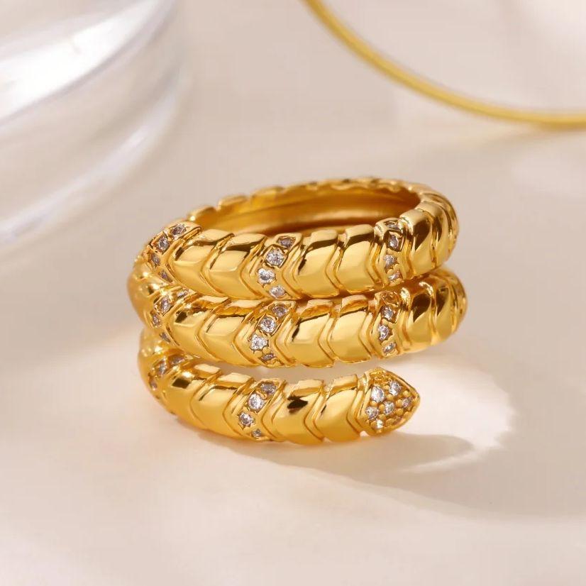 Luxury Zircon Snake Ring For Women Gold Plated Stainless Steel Geometric Ring Hypoallergenic Wedding Christmas Jewelry Gift