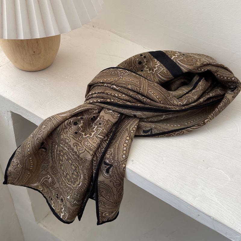 Paisley Silk Scarf for Women In Spring and Summer Classical Long Scarf Warm Decorative Scarf