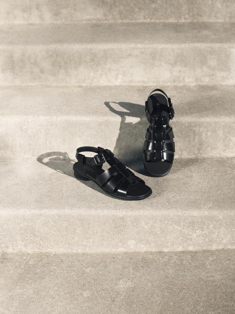 ECCO Sculpted Alba 25 Echtleder Damen Flache Riemensandalen, Schwarz, Größe 24,5 cm, 3E (23382301001)