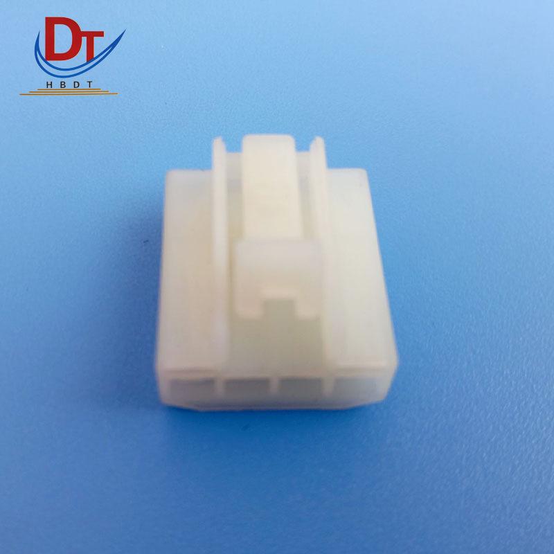 Automotive Wiring Harness DJ7041Y-3-21 Plastic Connector Housing with 4-Pin Holes Connector Housing DJ7041Y-3-21