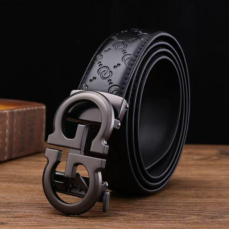 Cintura da uomo in pelle goffrata con fibbia in lega di alta qualità - Casual ed elegante