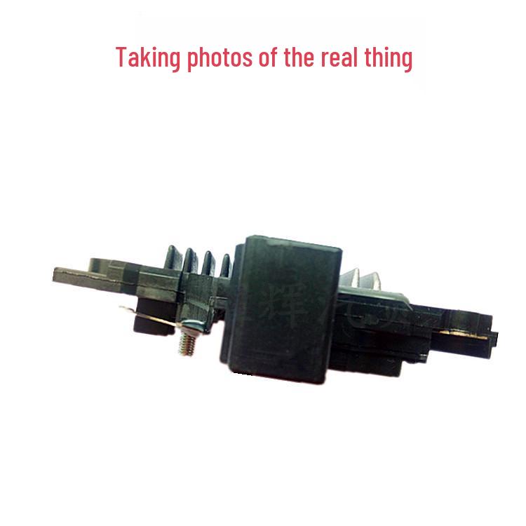 GAC Fiat Bosch Alternatörleri için Uyumlu Voltaj Regülatörü (90/140A)