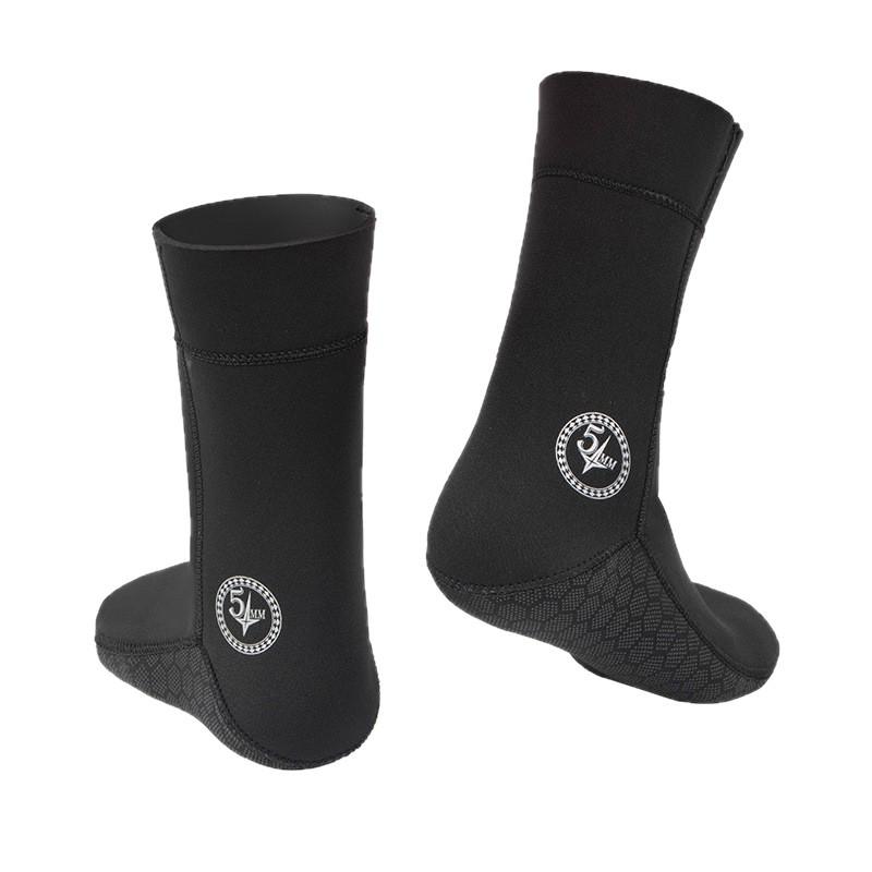 3/5mm Mid-Calf Thickened Diving Socks - Non-Slip, Quick-Drying, Wear-Resistant Beach Sock Covers for Snorkeling, Surfing, Swimming, and Water Sports