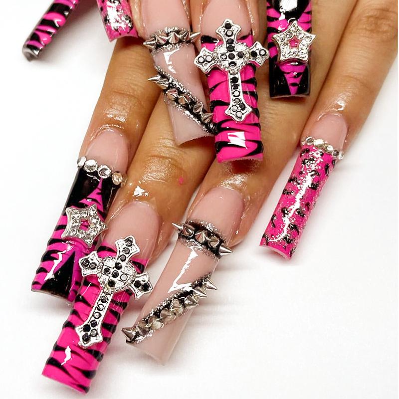 

Cross-Border Wearable Armor Nail Art with French Rivets