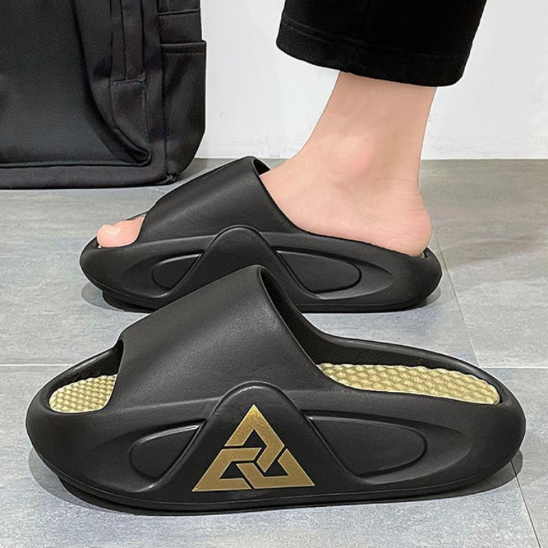 Fashion Men's Sandals Slippers Sneakers Unisex House Shoes New Summer Thick Bottom Slippers Soft Bottom Cloud Slides Light Beach Shoes