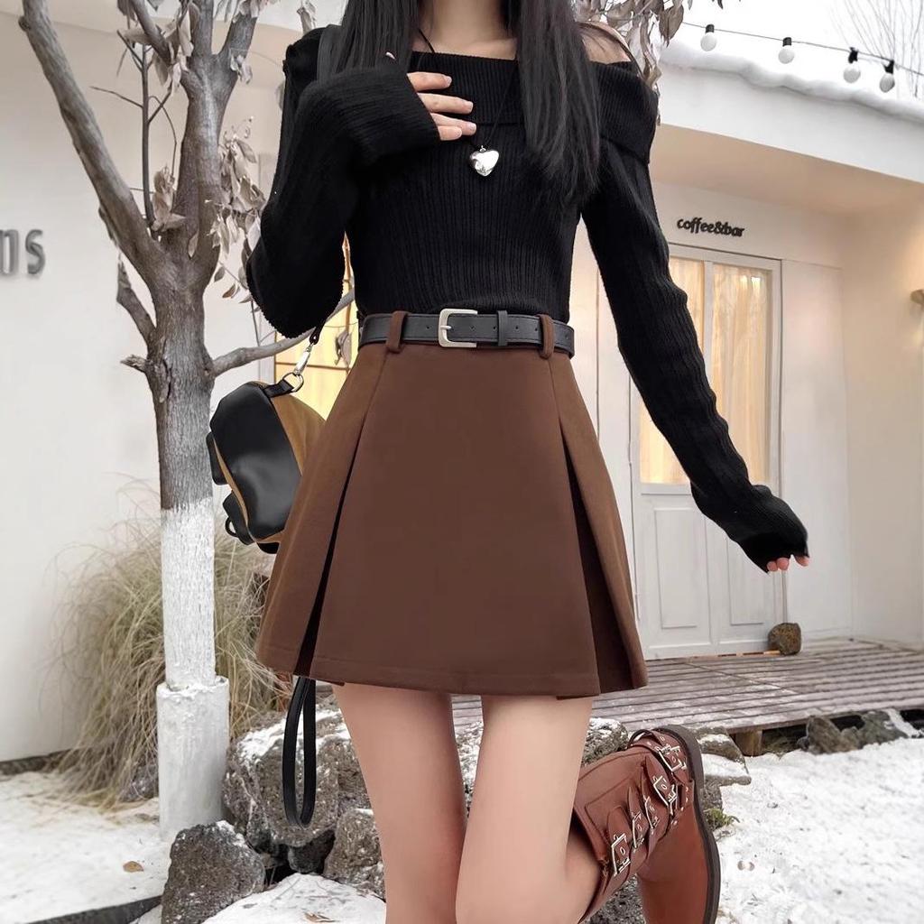 New 2024 Chic Retro Woolen A-Line High Waist Pleated Mini Skirt for Women