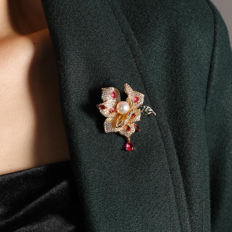 Bo Xin Yun Luxury Camellia Brooch with Zircon and Agate Flower Pin