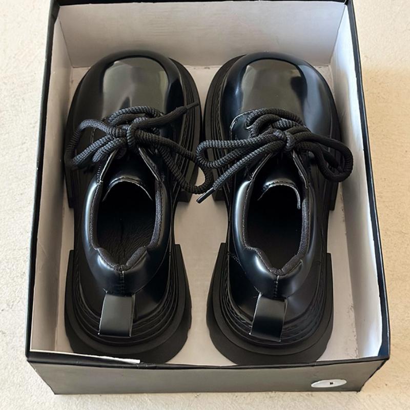 Women Flats Platform Shoes Brand Trend New Loafers Summer Sandals Lolita 2025 Designer Woman Sneakers Casual Zapatos