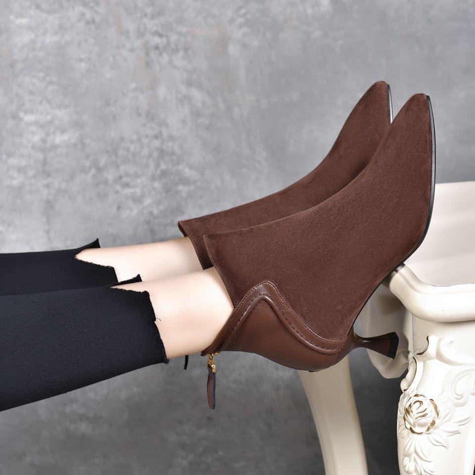 

Матовые маленькие короткие ботинки женские весенне-осенние одинарные ботинки 2025 осень новые средний каблук осенне-зимние острый носок высокий каблук женские ботинки 40